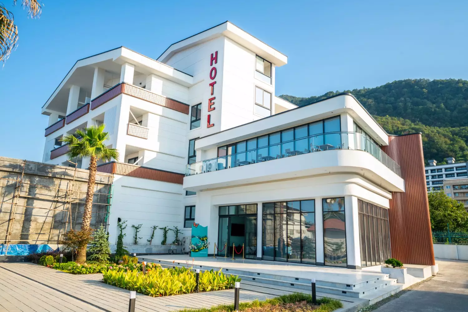 Alibaba https://cdn.alibaba.ir/ostorage/hotel-accommodation-images/69bbcff51c3fc56fd6b85d7c_دنسه سبز رامسر (20).webp